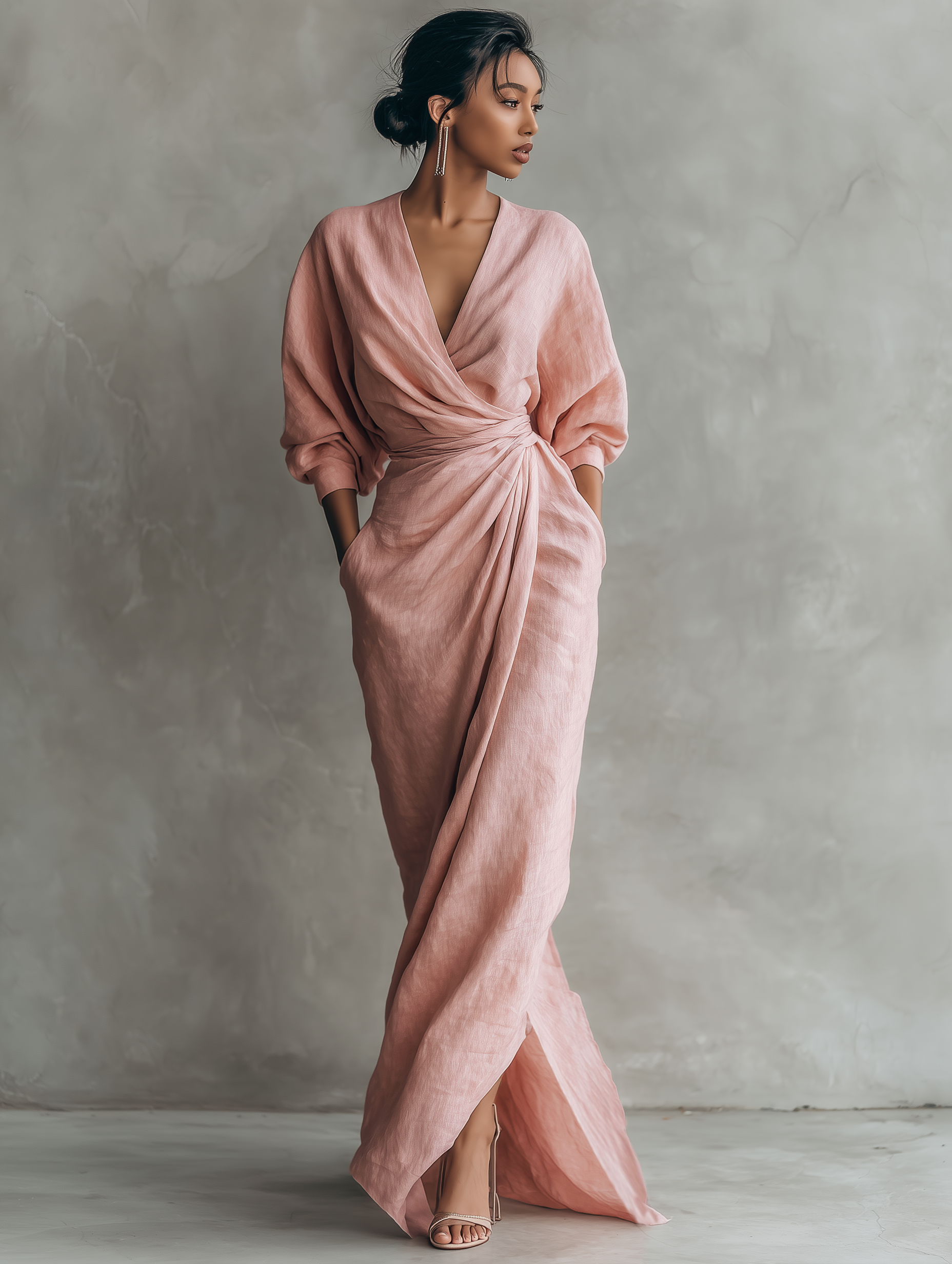 Taylor - Abito lungo minimalista rosa in misto lino con scollo a V da donna