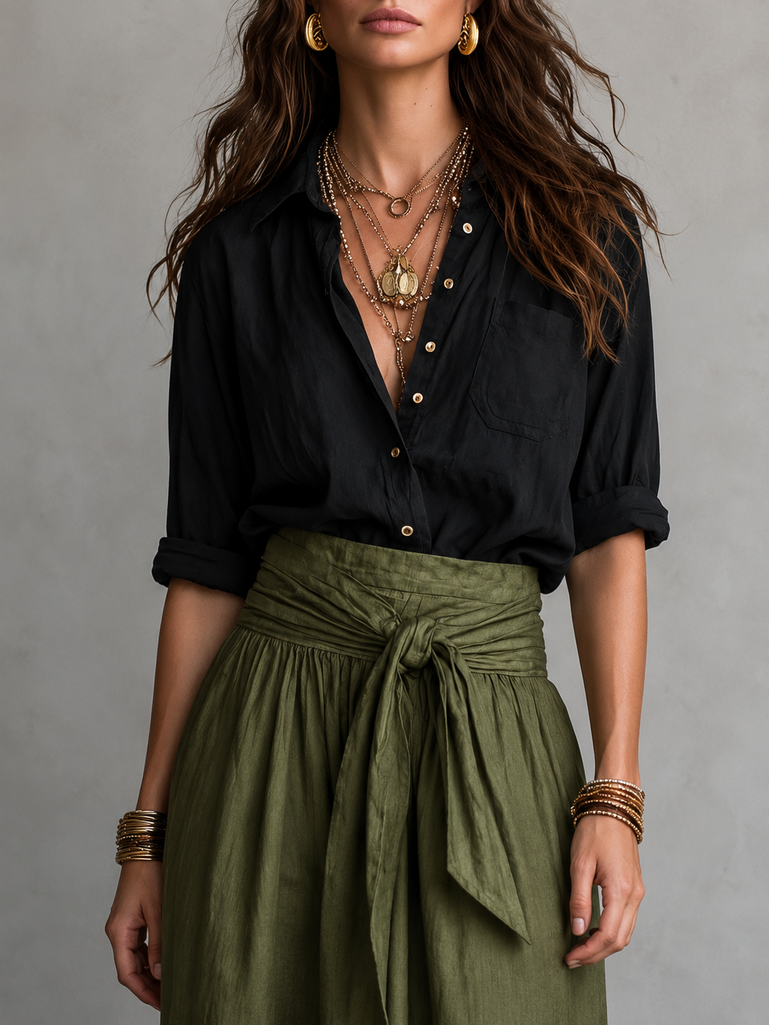 Vera™ | Completo Due Pezzi: Top Nero e Gonna Midi Verde Oliva