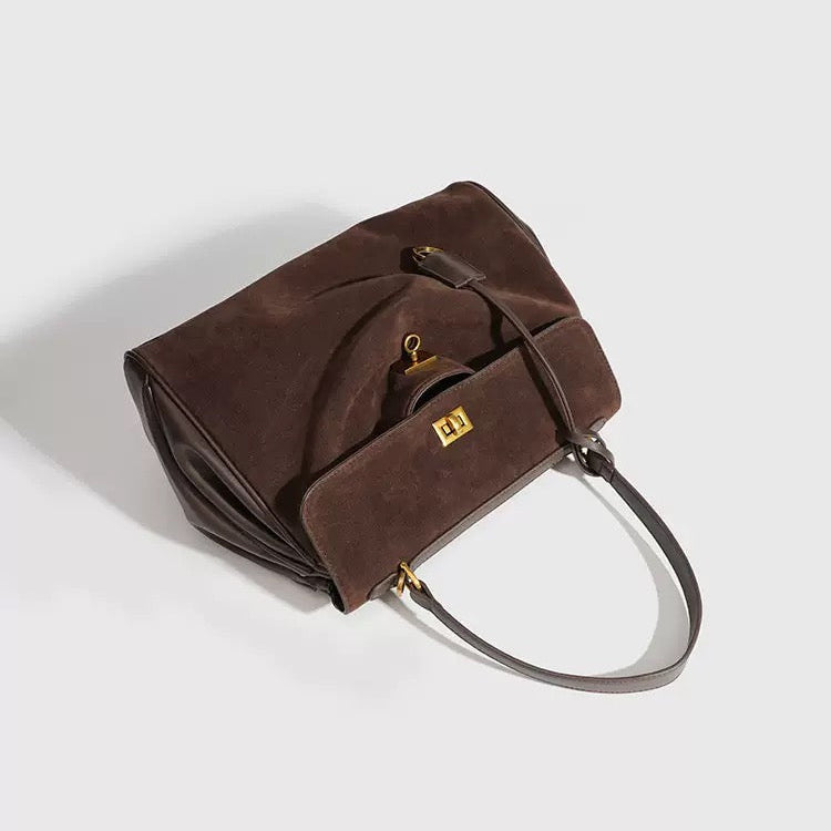 ARIA | Borsa in vera pelle: il lusso che tocchi