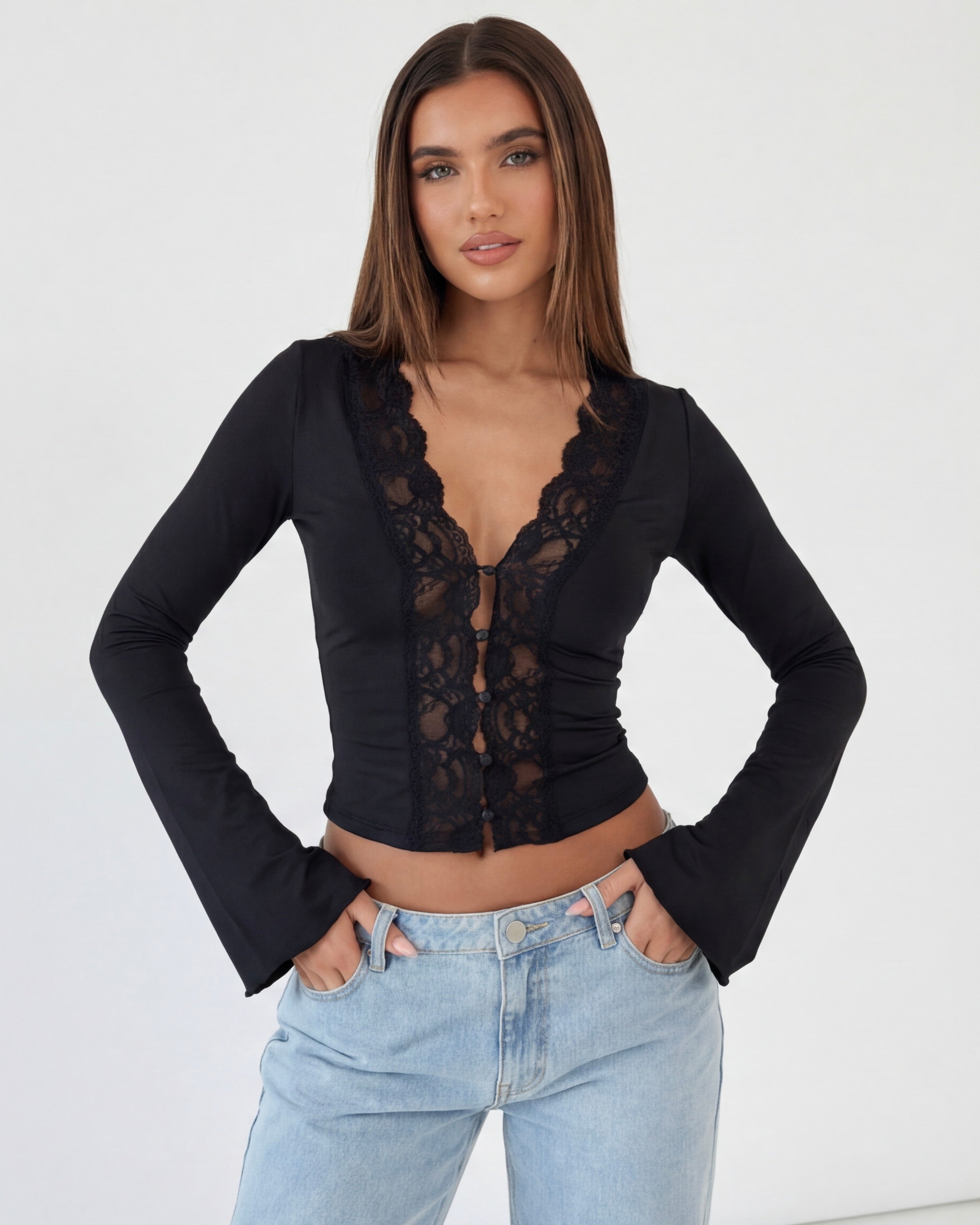 AMARA | Top Muse in pizzo a maniche lunghe